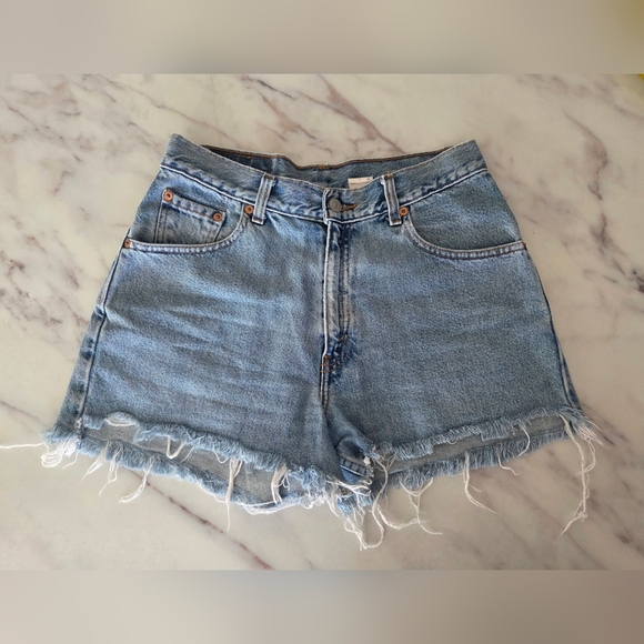 Vintage Levi's Denim Cut Off Jean Shorts - Picture 2 of 5